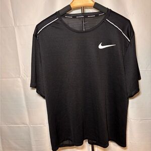 Nike Run Men's Black Shirt